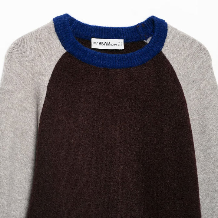 Women's Color Block Round Neck Sweater with Raglan Sleeves Mune Fashion