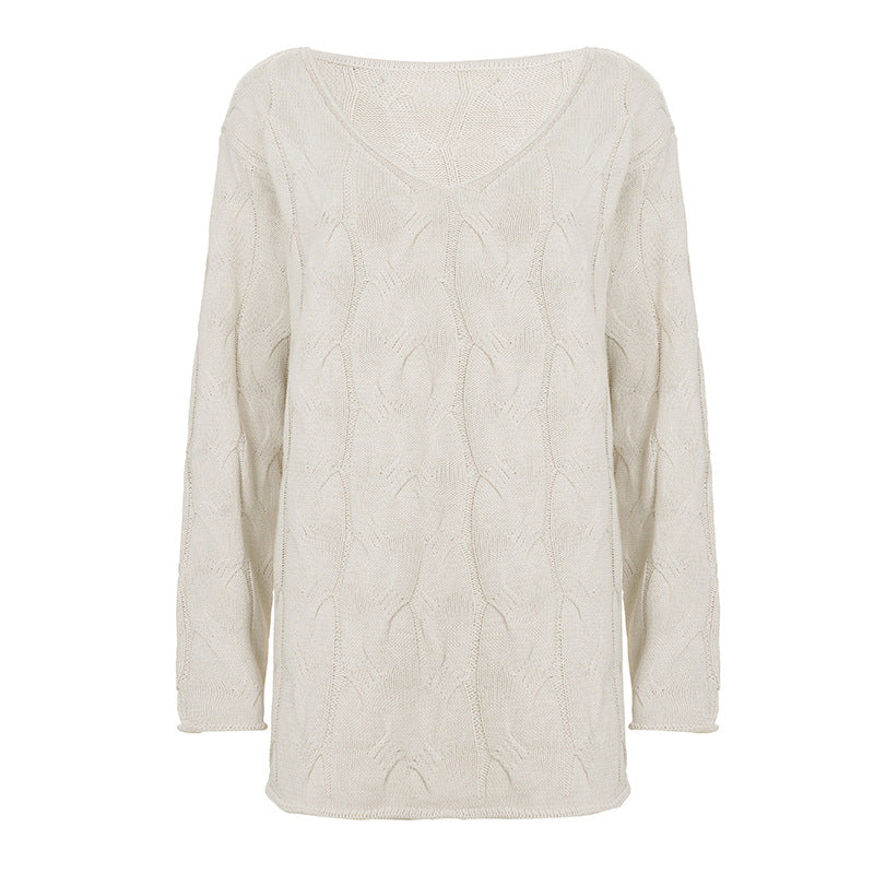 Women's casual oversized knitted sweater with cable pattern and wide V-neck Mune Fashion
