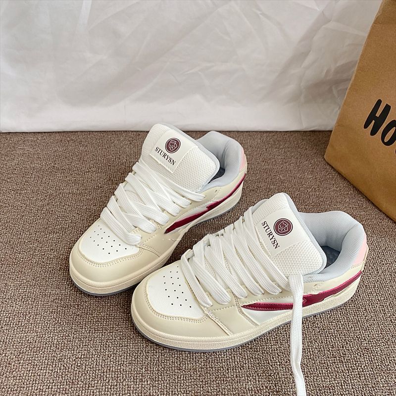 Women Sneakers with sporty design and breathable upper material combination Mune Fashion