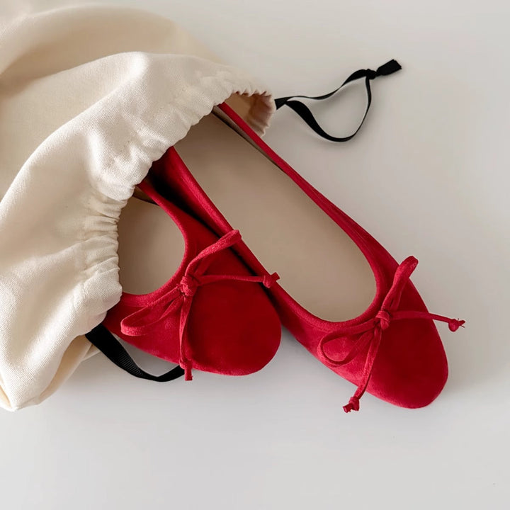 Women Ballerinas with delicate bow detail and high-quality suede Mune Fashion