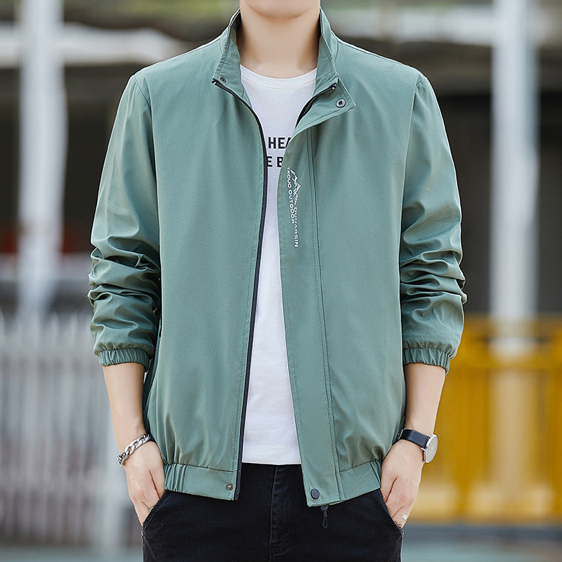 Men's lightweight water-repellent hooded jacket in urban minimal style with zipper Mune Fashion