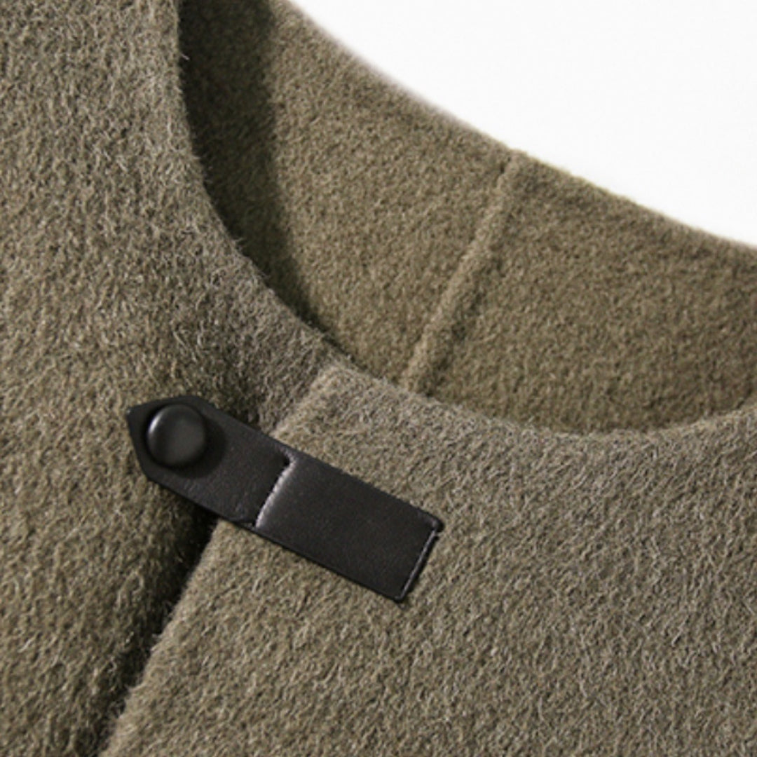 Women Elegant Wool Jacket with Buttons Mune Fashion