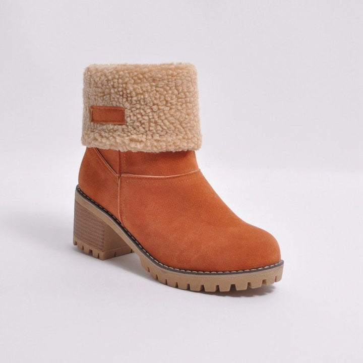 Women's ankle boots with folded fur cuff, suede look and robust profile sole Mune Fashion