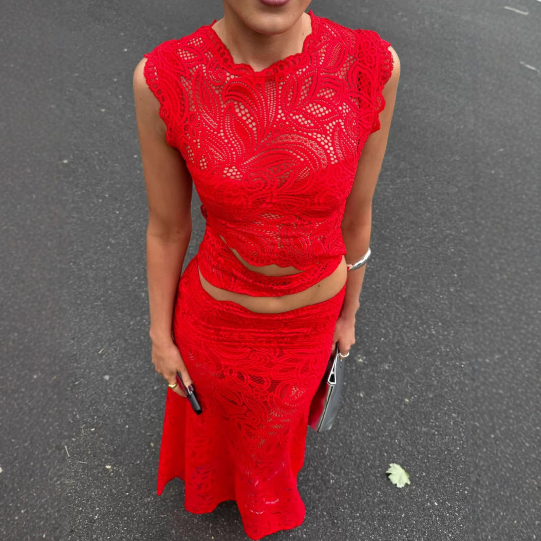 Women's elegant lace set with crop top featuring wavy hem and high-waisted form-fitting maxi skirt Mune Fashion