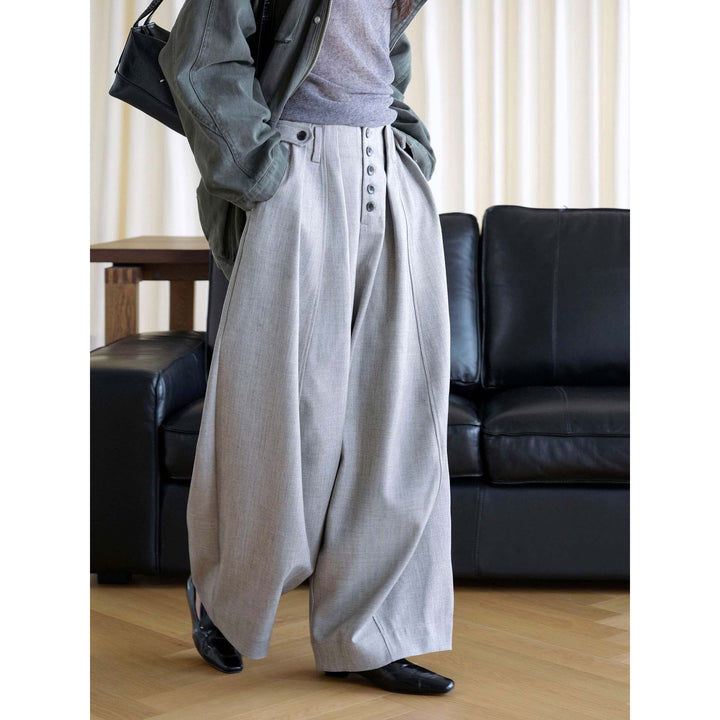 Women wide pants with high waist and decorative button placket Mune Fashion