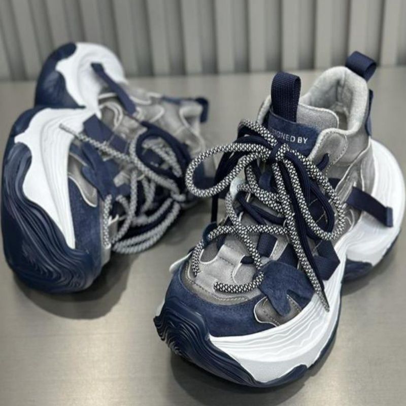 Damen Chunky Plateau-Sneaker mit mehrlagiger sculpted Sohle und Wildleder‑Mesh‑Details Mune Fashion