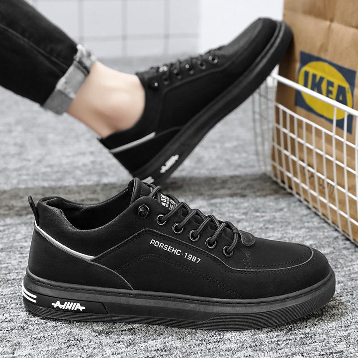 Women's sporty sneakers with non-slip sole and padded insole Mune Fashion