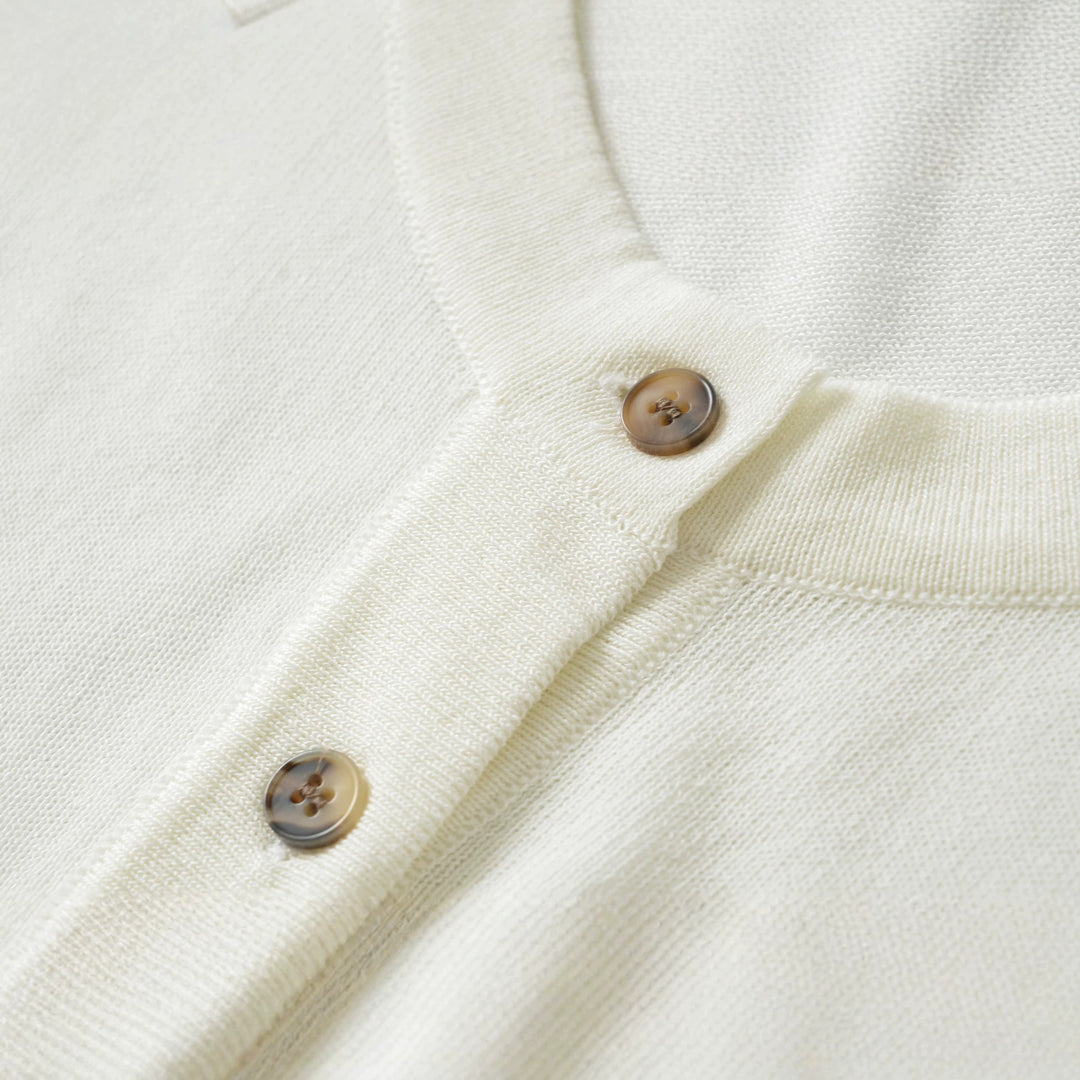 Ladies Fine Short Cardigan with Round Neck, Button Placket and Tailored Cuff Mune Fashion