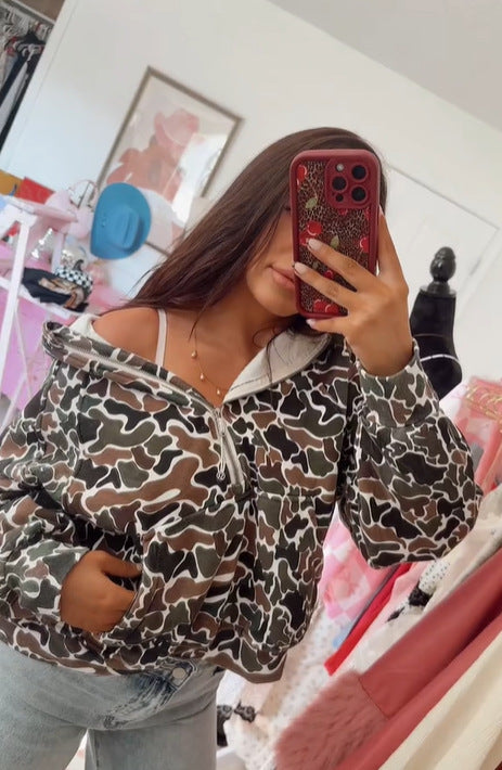 Women's Oversize Hooded Half-Zip Sweatshirt with Lined Hood and Allover Print Mune Fashion