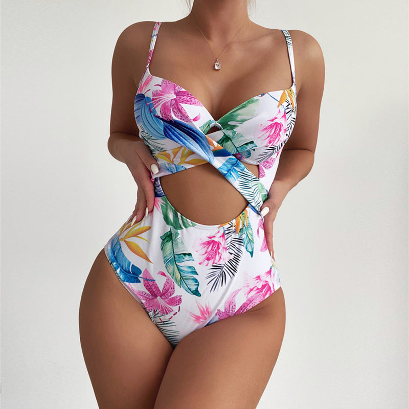 Ladies swimsuit with elegant cut-out design and floral pattern Mune Fashion