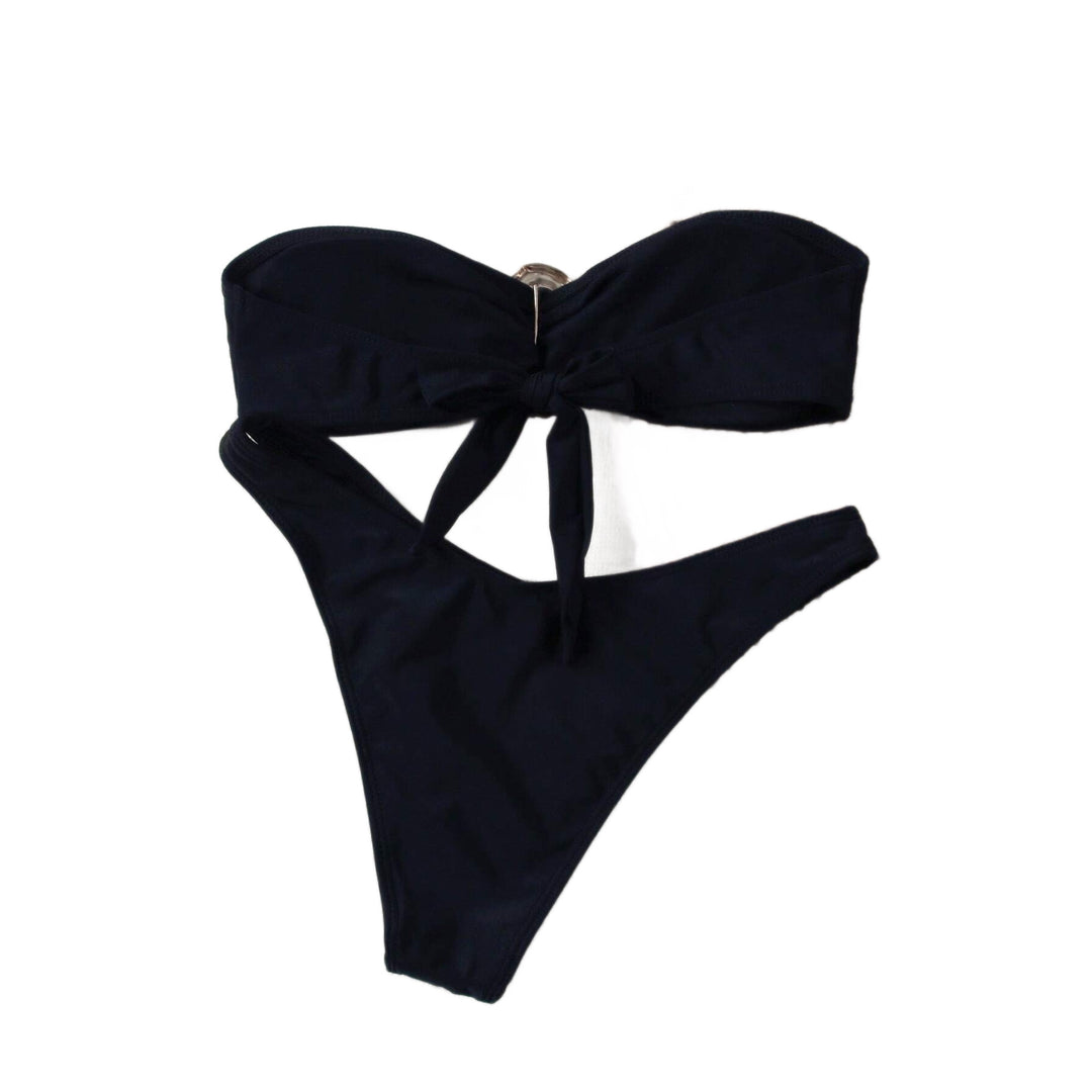 Women's bikini set with elegant bandeau top and stylish bottom Mune Fashion
