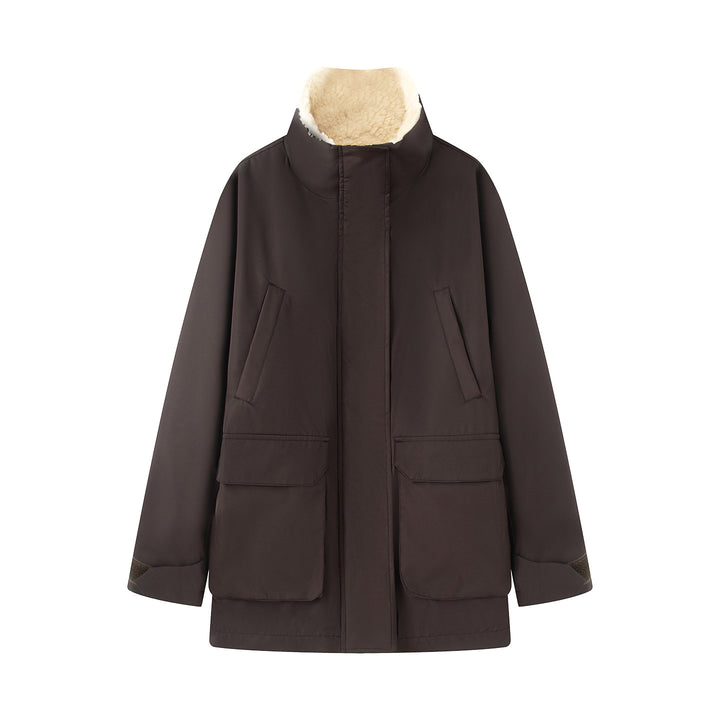 Women's oversized parka with high teddy-lined stand collar, concealed front placket and large flap pockets Mune Fashion