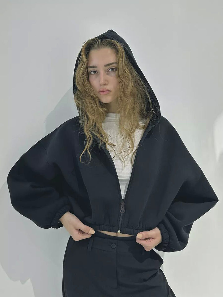 Women's oversized hooded jacket short cut with elastic hem and balloon sleeves Mune Fashion