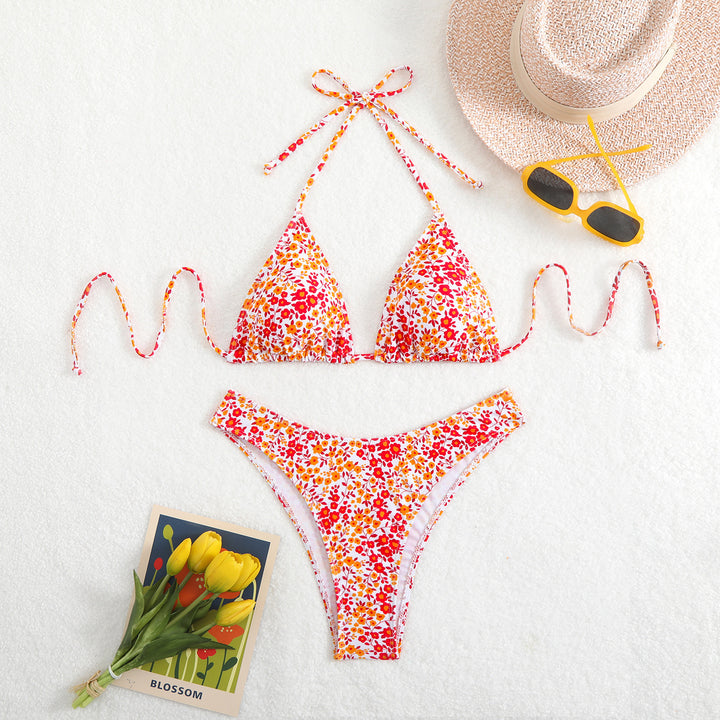 Ladies triangle bikini with floral pattern and adjustable straps Mune Fashion