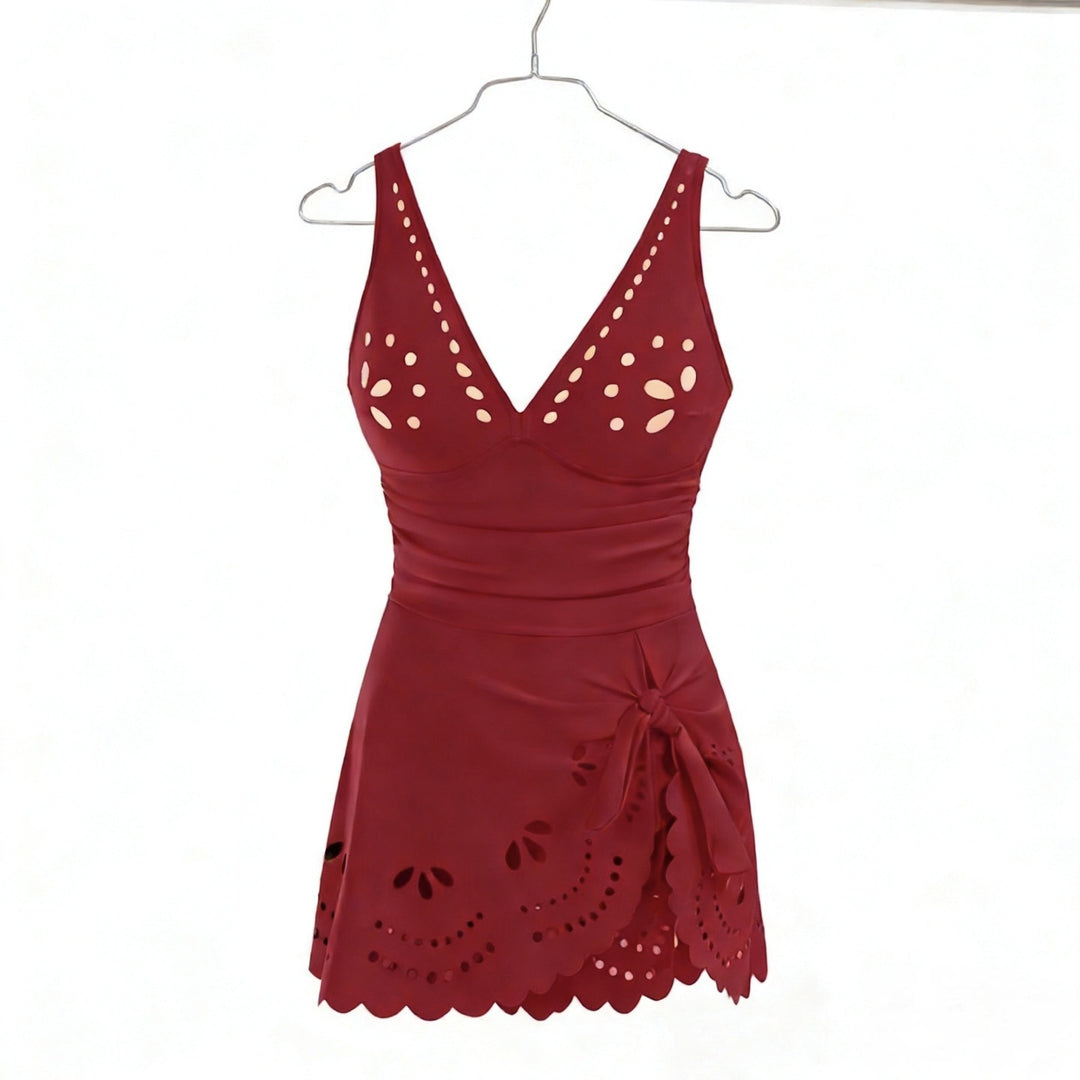 Women's Swimwear with Refined Cut-Outs Mune Fashion