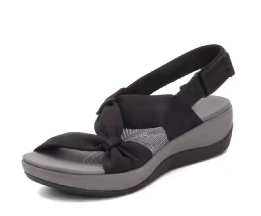 Women's low platform sandal with ergonomic comfort footbed and adjustable heel strap Mune Fashion