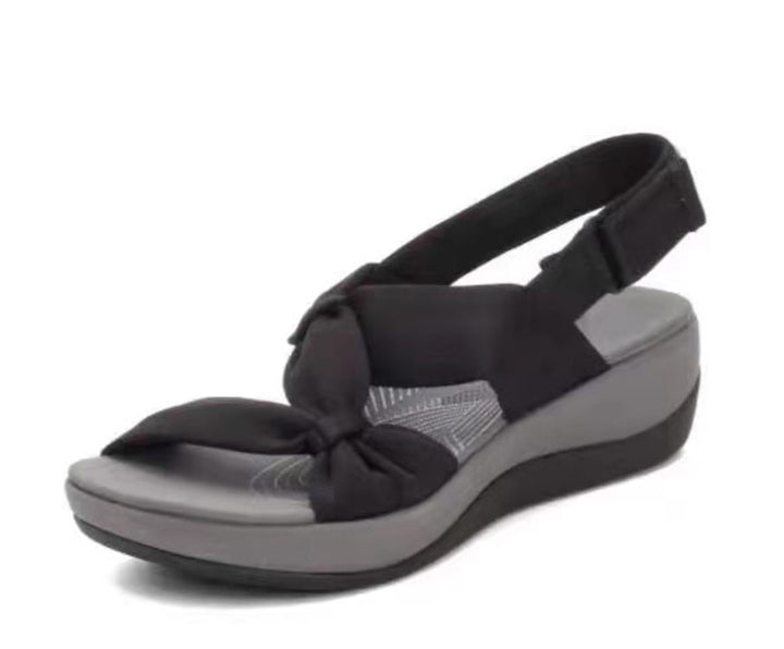 Women's low platform sandal with ergonomic comfort footbed and adjustable heel strap Mune Fashion
