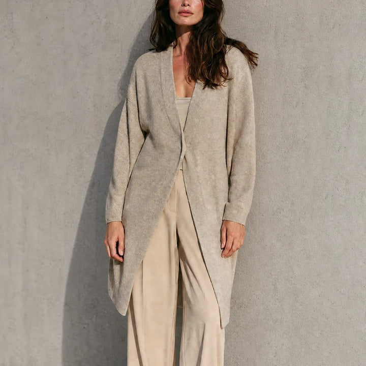 Women Elegant Long Cardigan made of soft knit Mune Fashion