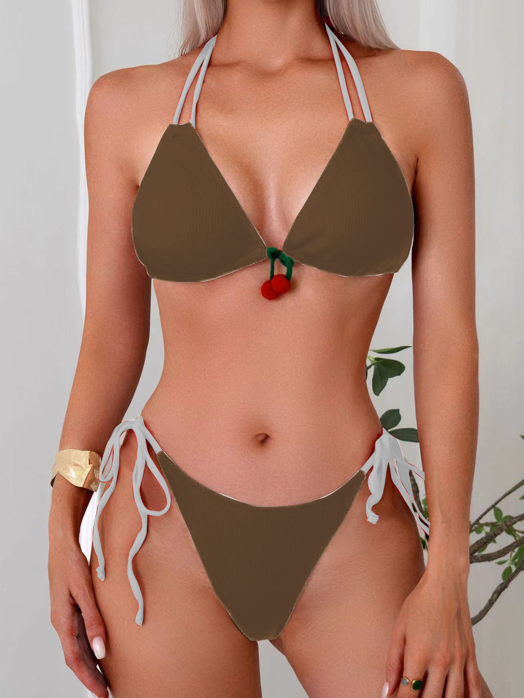 Women Triangle Bikini with playful decorative element Mune Fashion