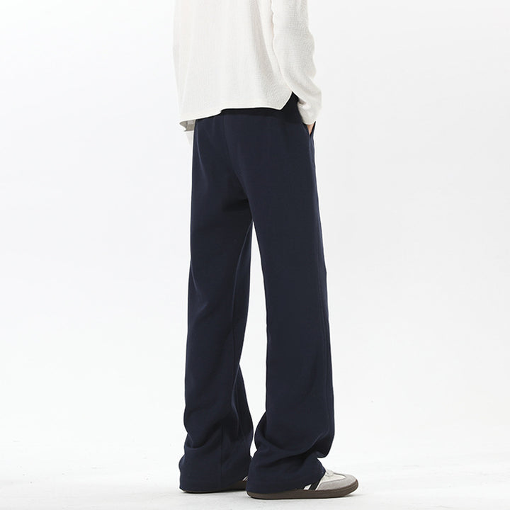 Men's oversized sweatpants in baggy cut with drawstring and decorative seams Mune Fashion