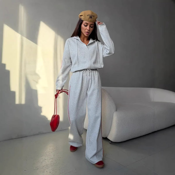 Women's Casual Two-Piece Sweat Set with Hoodie and Wide Pleat Jogging Pants Mune Fashion