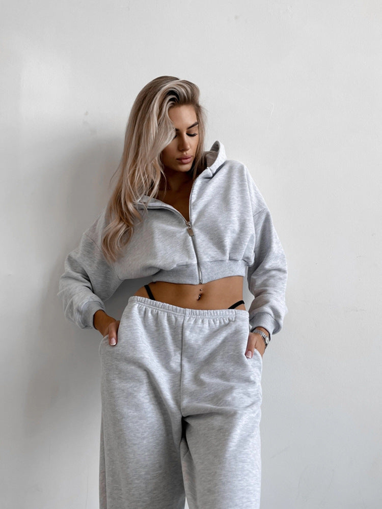 Women's short zip hoodie lounge set with high-waisted relaxed sweatpants Mune Fashion