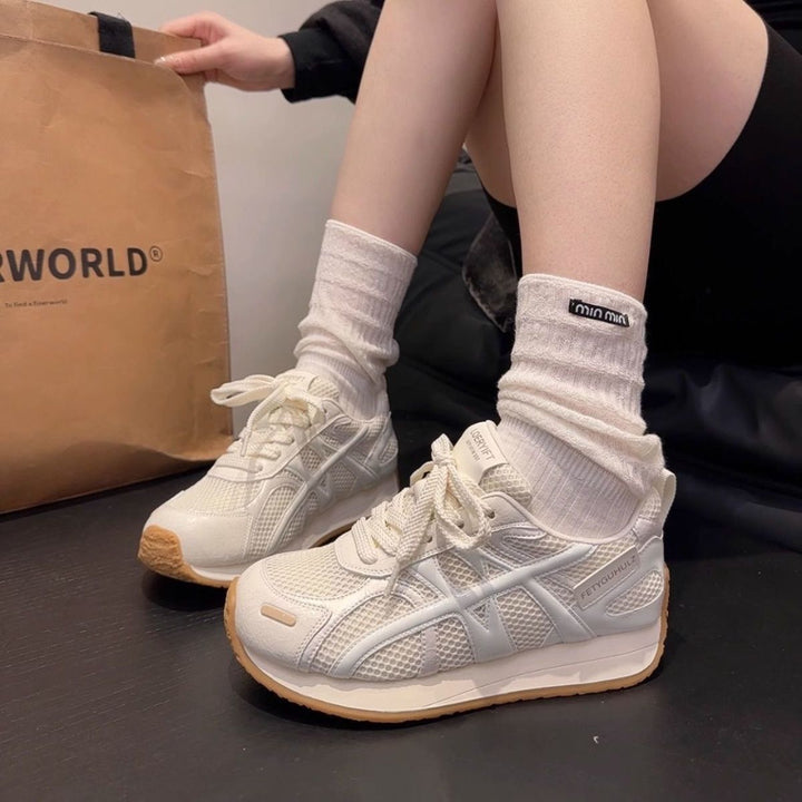 Women Lightweight Casual Sneakers with Mesh Structure, Shock-Absorbing EVA Midsole and Overlay Design Mune Fashion