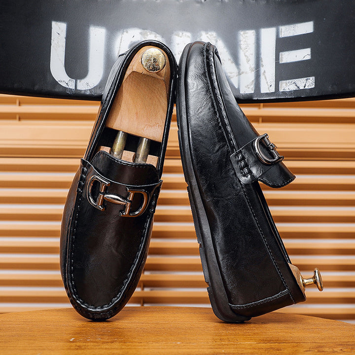 Men's Elegant Moccasins with Fashionable Buckle Detail