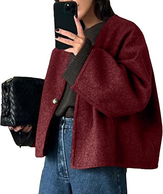 Women's cropped oversized wool jacket with boxy cut and single-button closure Mune Fashion
