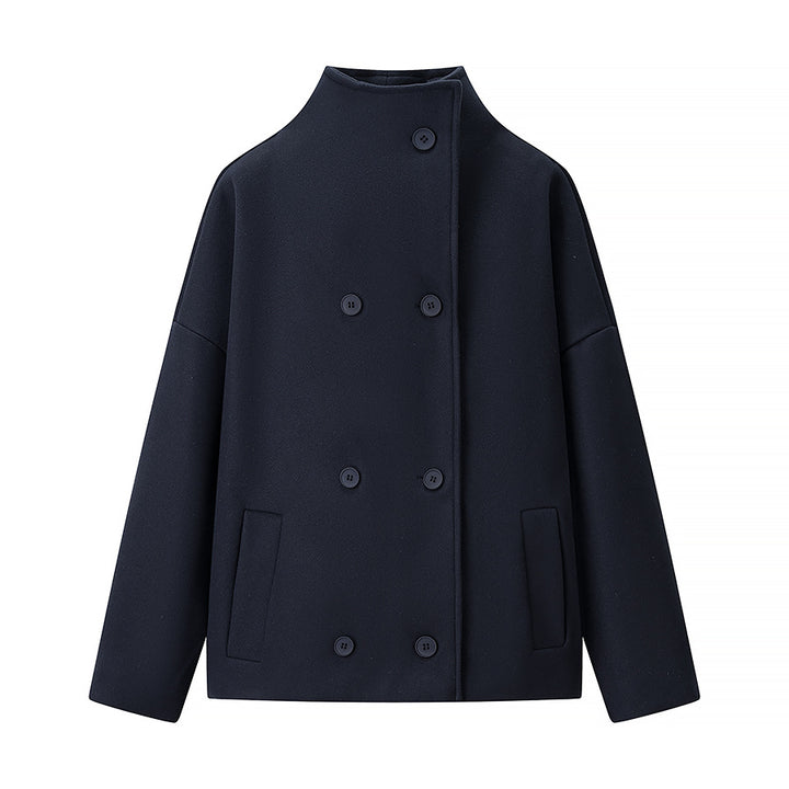 Ladies short double-breasted oversized boxy jacket with stand-up collar and side pockets Mune Fashion