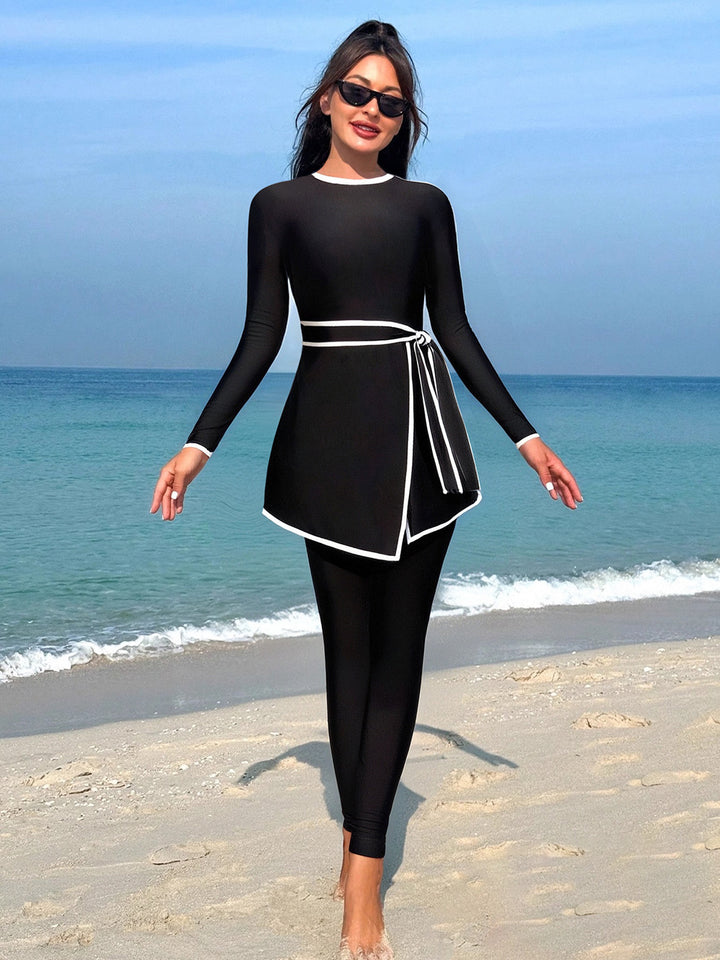 Ladies fashionable tracksuit with wrap design and UV protection Mune Fashion