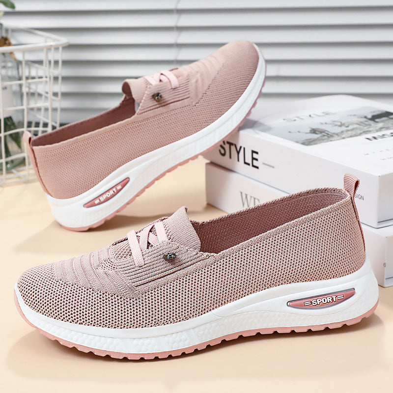 Women's sporty sneakers with elastic knitted upper material and cushioning sole Mune Fashion