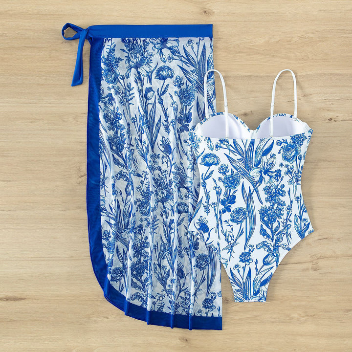 Women's swimwear with floral pattern and transparent sarong cover Mune Fashion
