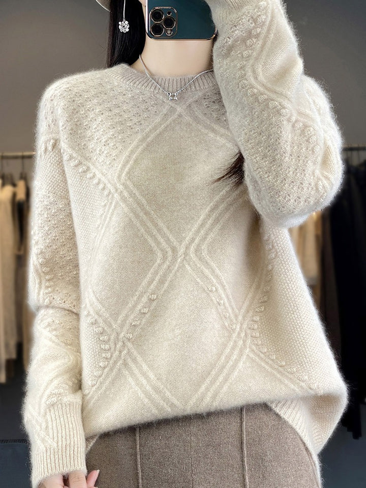 Ladies Cozy Mohair-Look Oversized Sweater with Diamond Structure and Bobble Details Mune Fashion