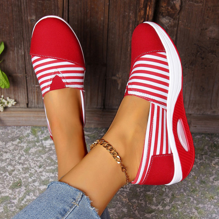 Women's Lightweight Slip-On Sneakers with Wedge Heel and Padded Comfort Sole Mune Fashion