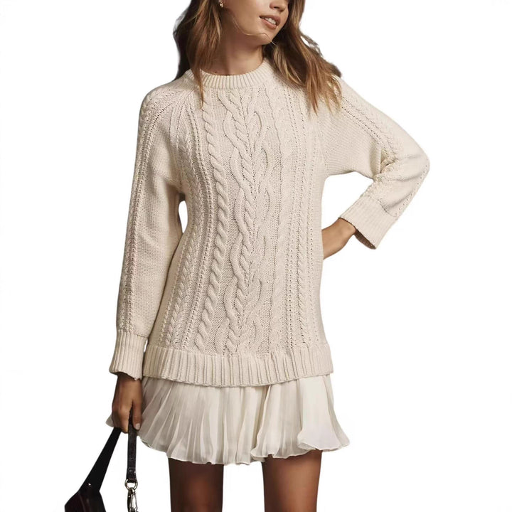 Women's cable knit sweater with tunic cut, cable pattern and ribbed cuffs Mune Fashion