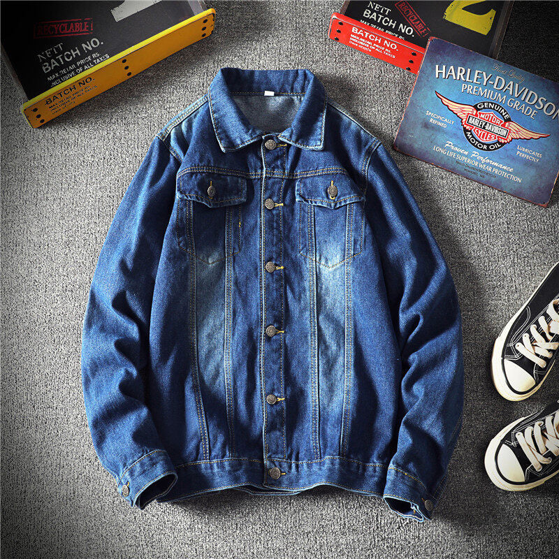 Men's slim fit trucker denim jacket with flap pockets, metal button placket and contrasting stitching Mune Fashion
