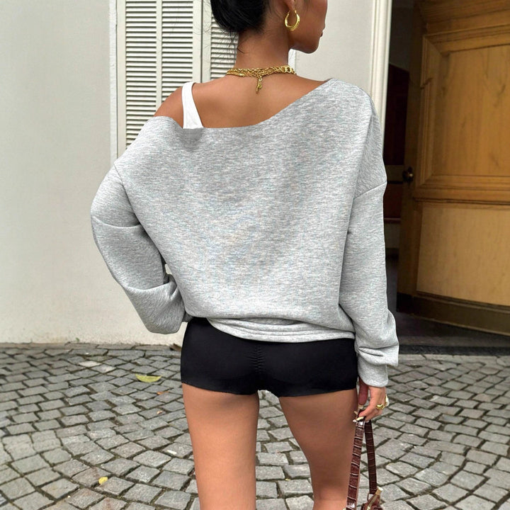 Women's Oversized Sweatshirt with Vintage Car Print and Drop Shoulder