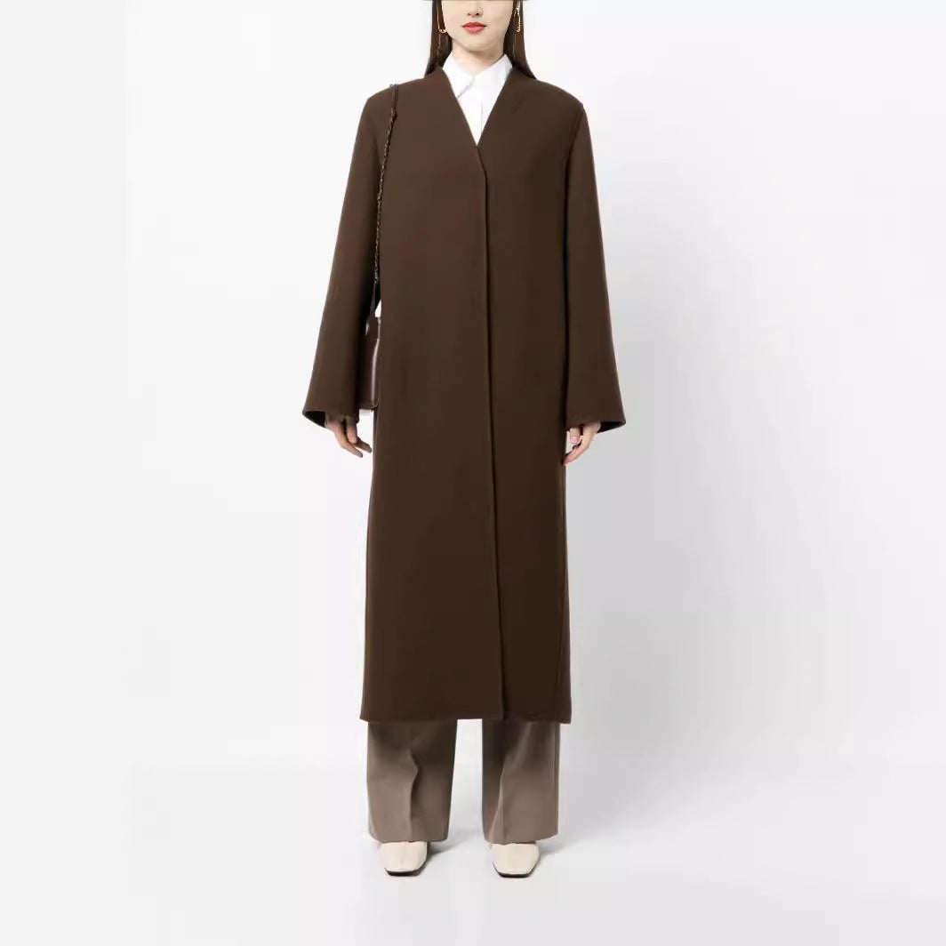 Women's Maxi-Length Minimalist Coat with Concealed Front and Boxy Shoulder Mune Fashion