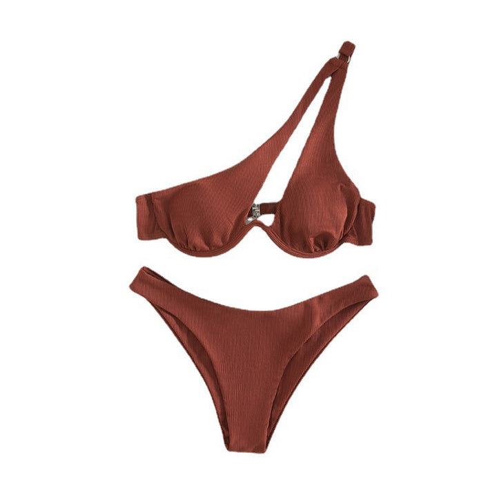 Women triangle bikini with asymmetrical design and ergonomic cut Mune Fashion