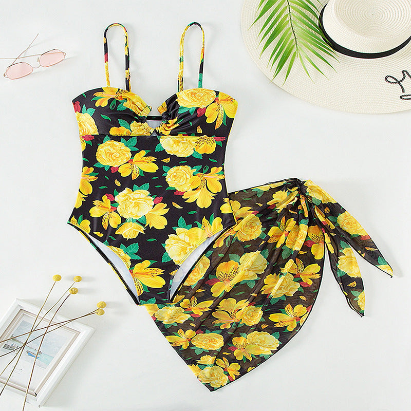 Women Elegant Swimsuit with Floral Wrap Mune Fashion