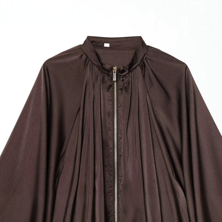 Women's cape jacket with central zipper, wide cape cut and voluminous bat sleeves Mune Fashion