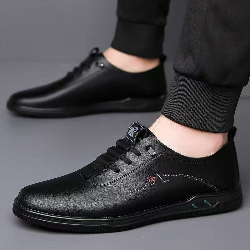 Men's Elegant Lightweight Lace-Up Casual Shoe with Leather Look Mune Fashion