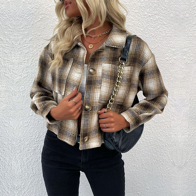 Women Check Overshirt Jacket with Boxy Short Cut and Applied Breast Pockets Mune Fashion