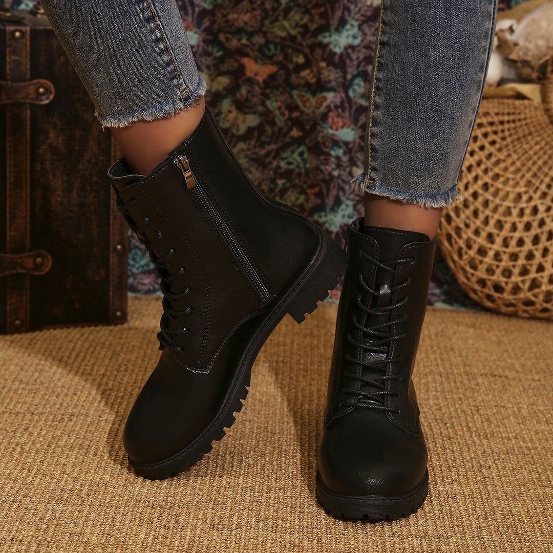 Women's  lace-up boots with side zipper and profiled rubber outsole Mune Fashion