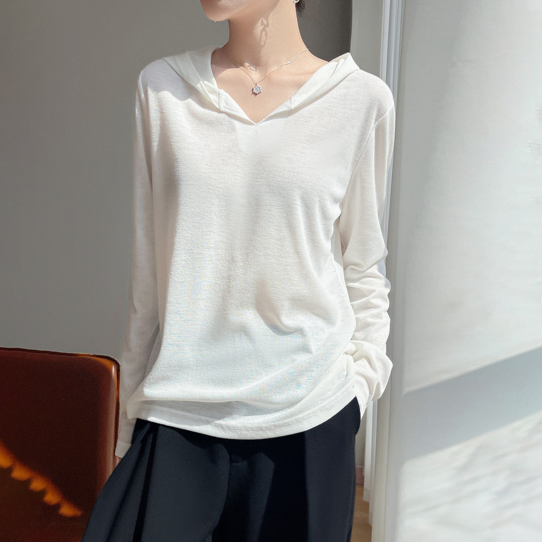 Women Light Hoodie with V-neck and Fine Jersey Mune Fashion
