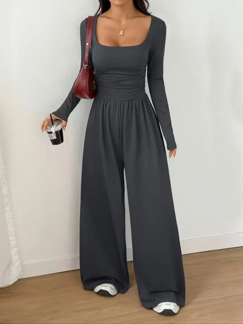 Women's jumpsuit with wide leg, square neckline and gathered waist area