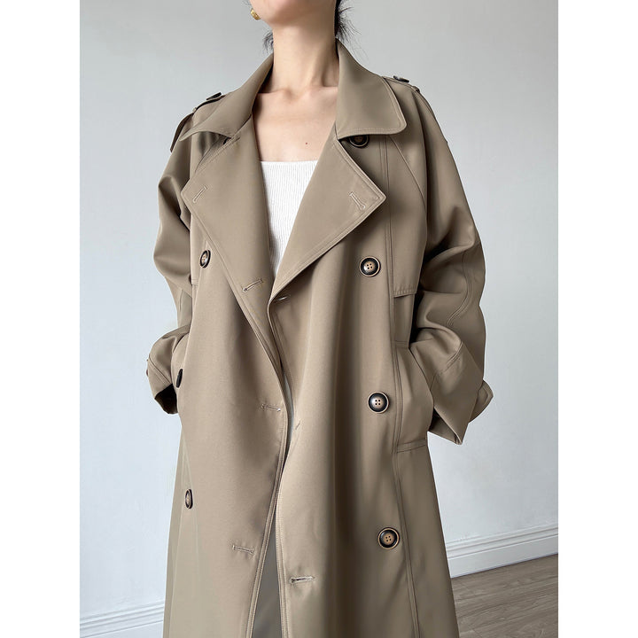 Women's Oversized Trench Coat with Raglan Sleeves and Double-Breasted Button Placket Mune Fashion