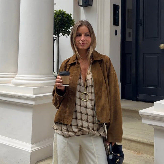 Women's short jacket made of suede leather with a shirt collar, boxy cropped cut, and hidden zip Mune Fashion