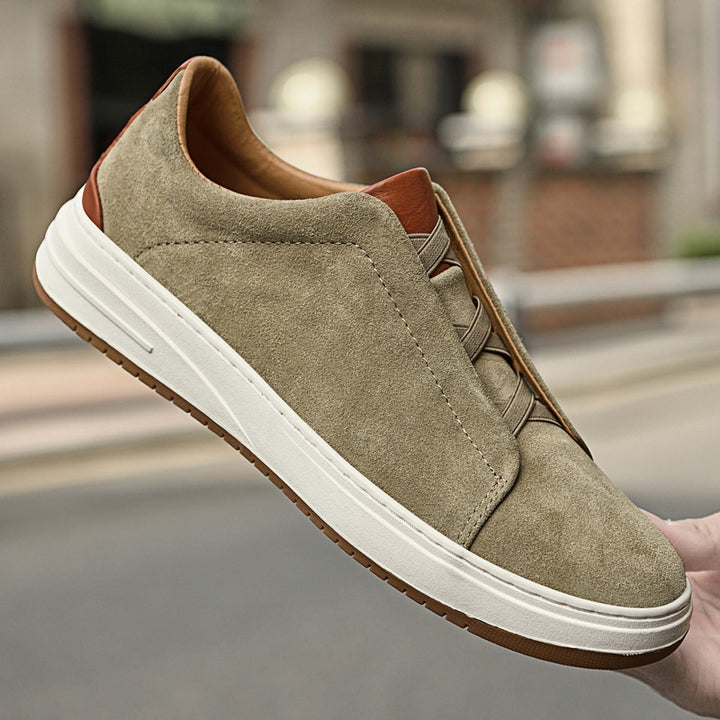 Women Elegant and Comfortable Sneakers